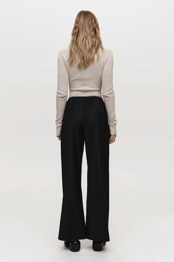 Alicia Pant Black