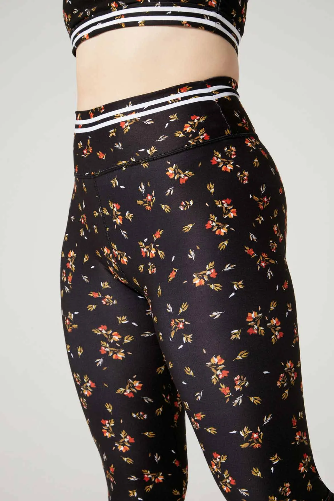 Camila Cropped Legging