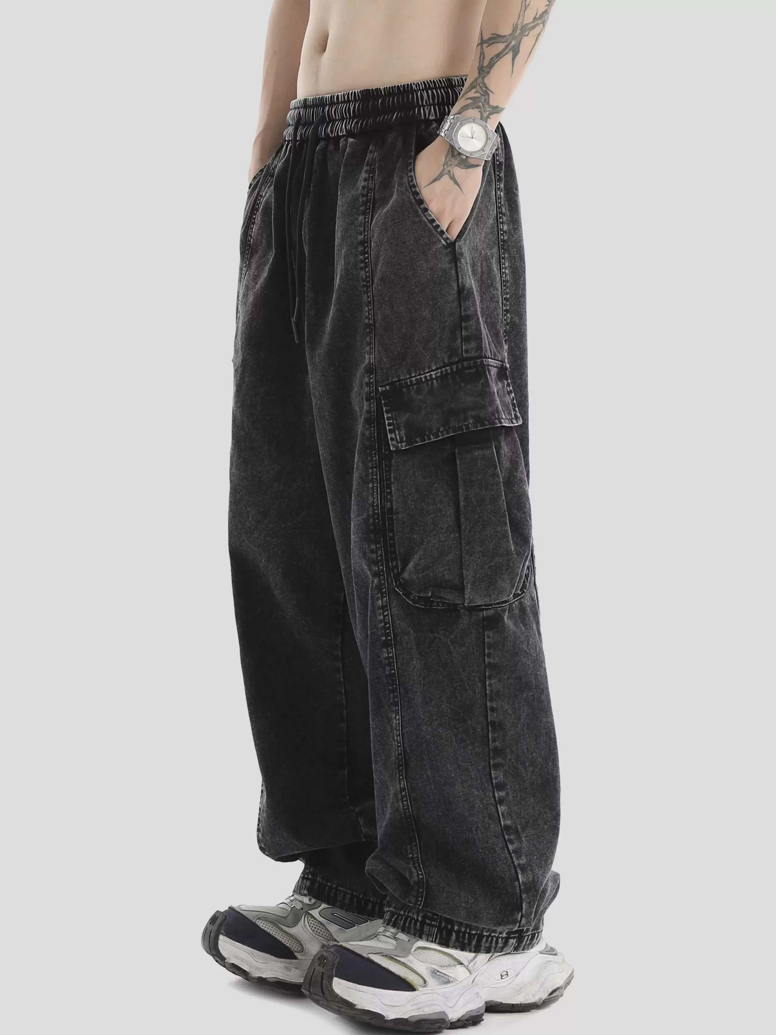 Cargo Style Washed Jeans