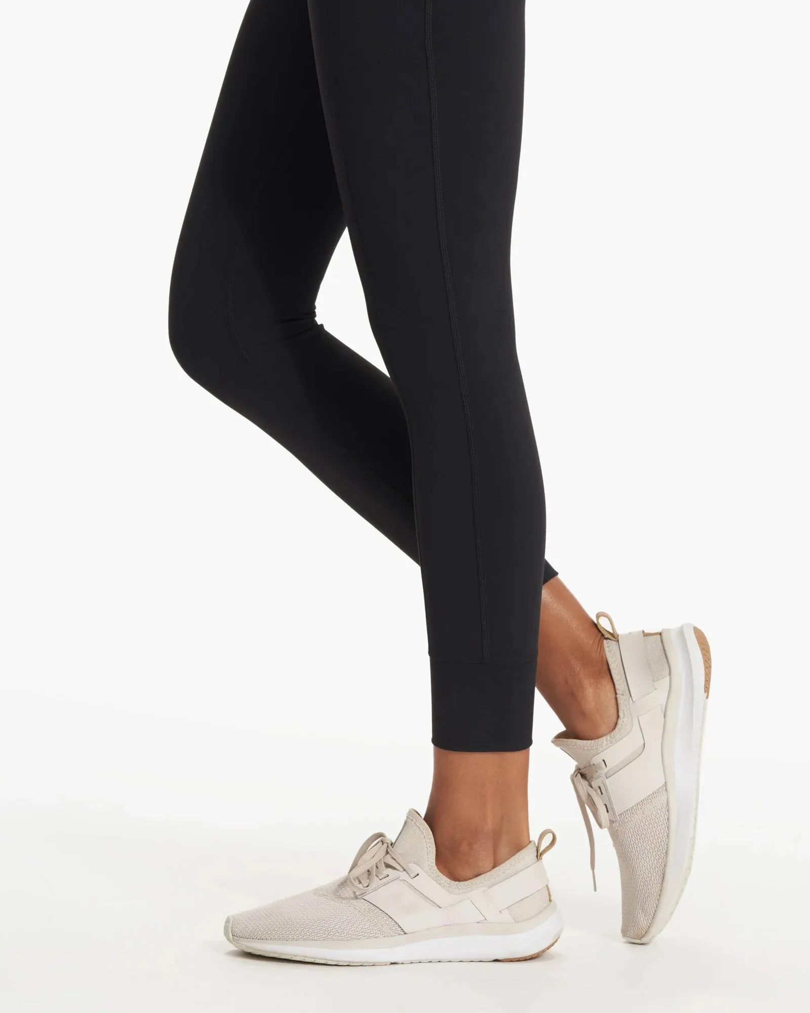 Daily Pocket Legging: Black