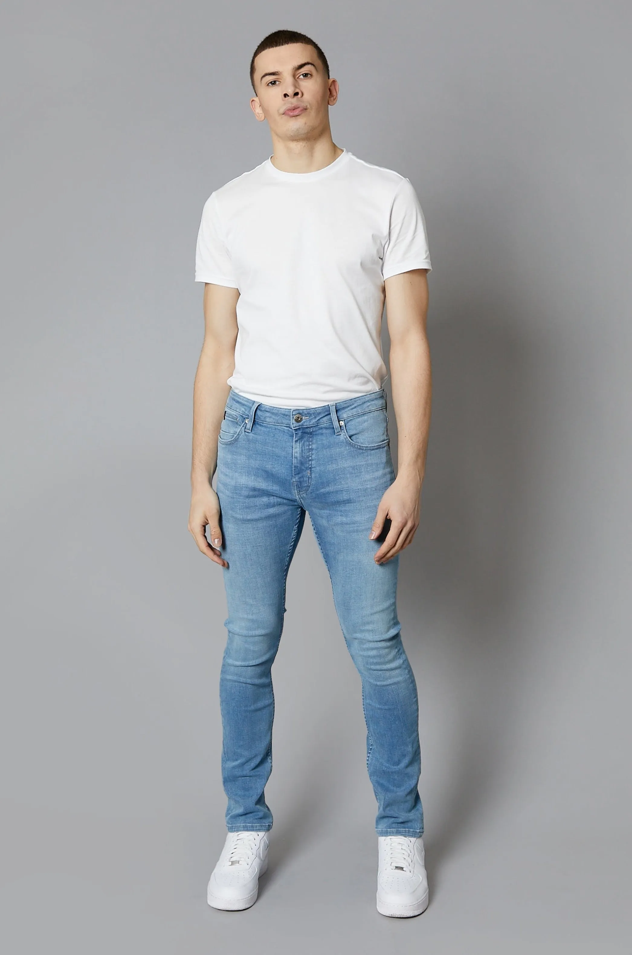 Dakota Slim Fit Jeans In Light Blue