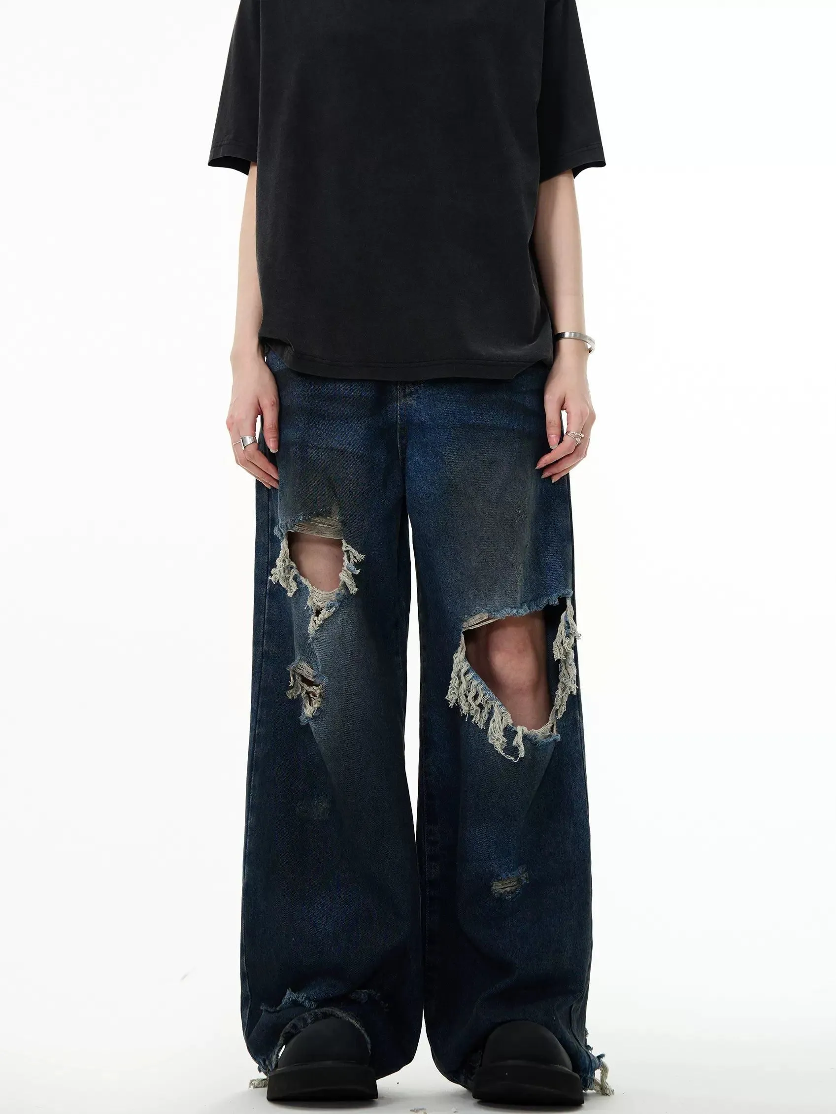 Distressed Spots Comfty Jeans