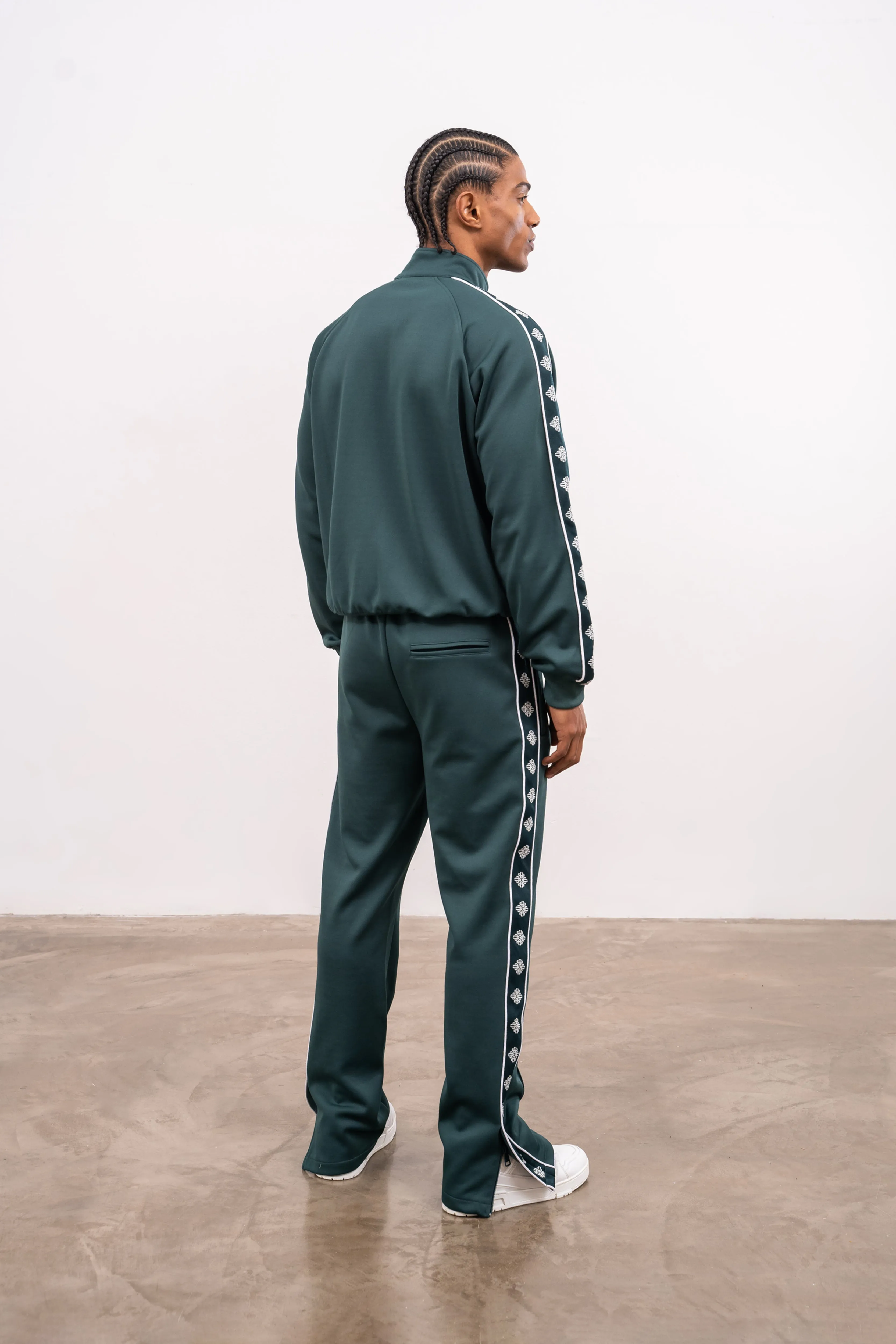 EMBLEM TRACK JOGGERS - GREEN