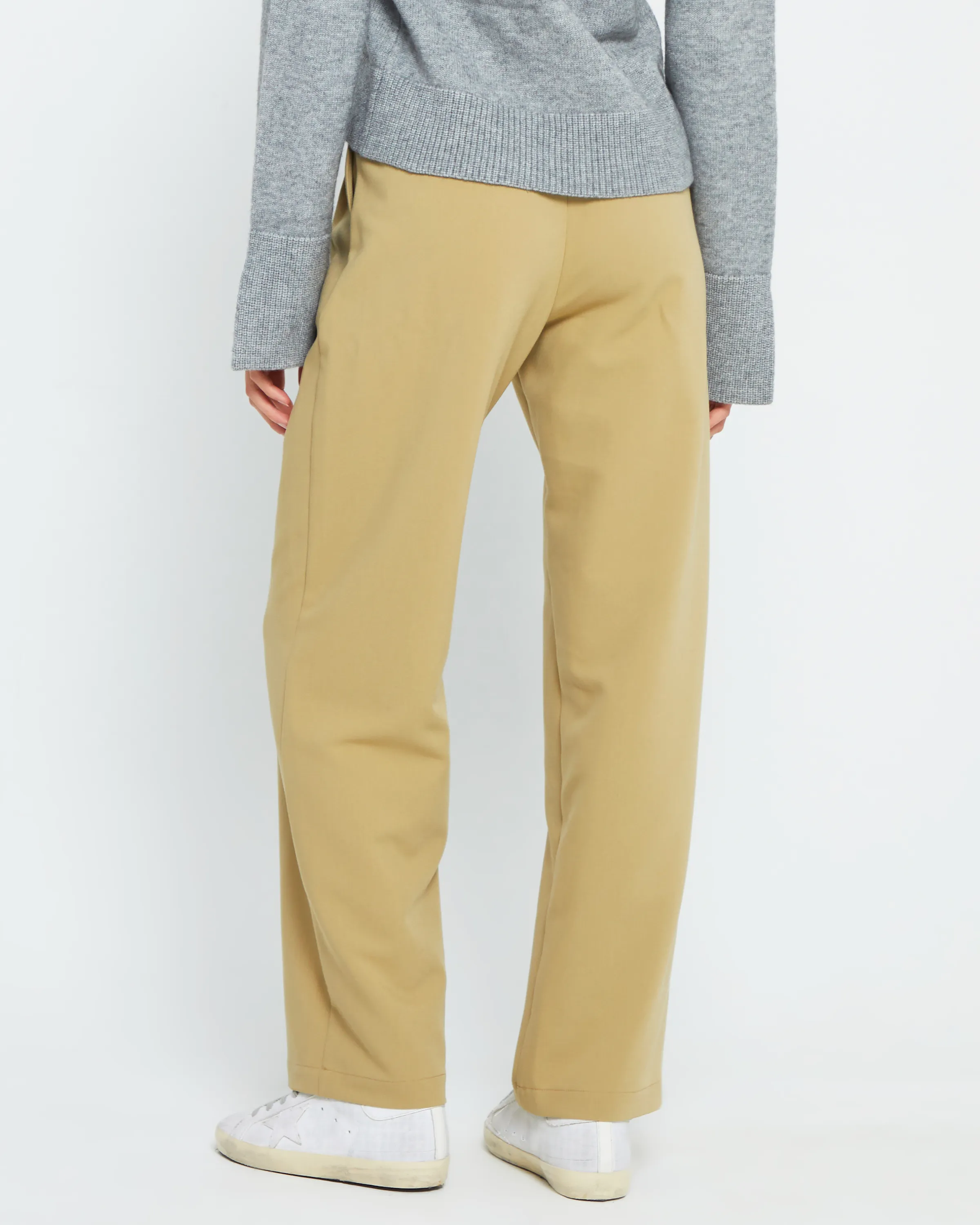 Gia Pant