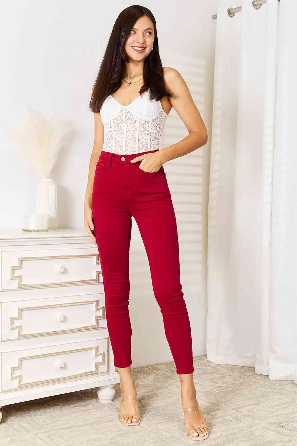 Judy Blue Tummy Control Skinny Jeans in Scarlet