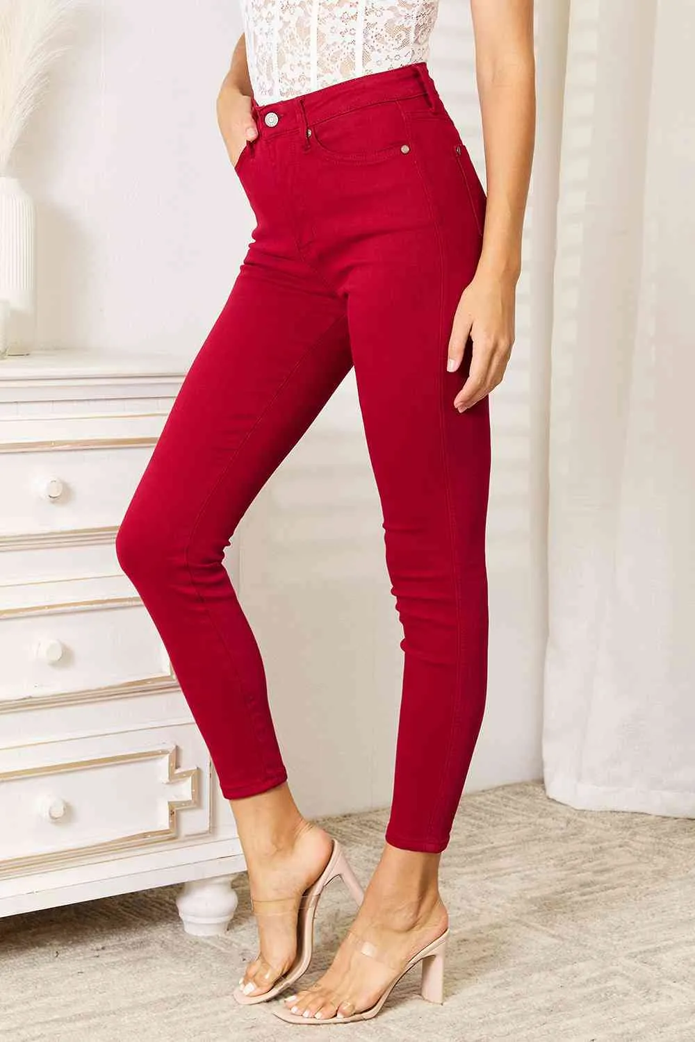 Judy Blue Tummy Control Skinny Jeans in Scarlet