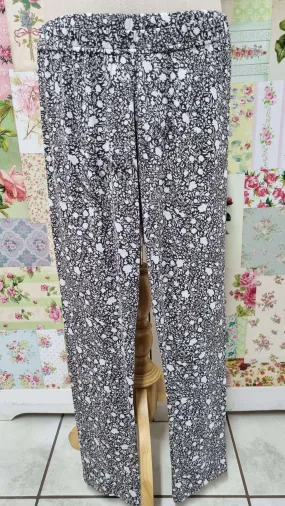 Mocha & White Floral Legging SH082