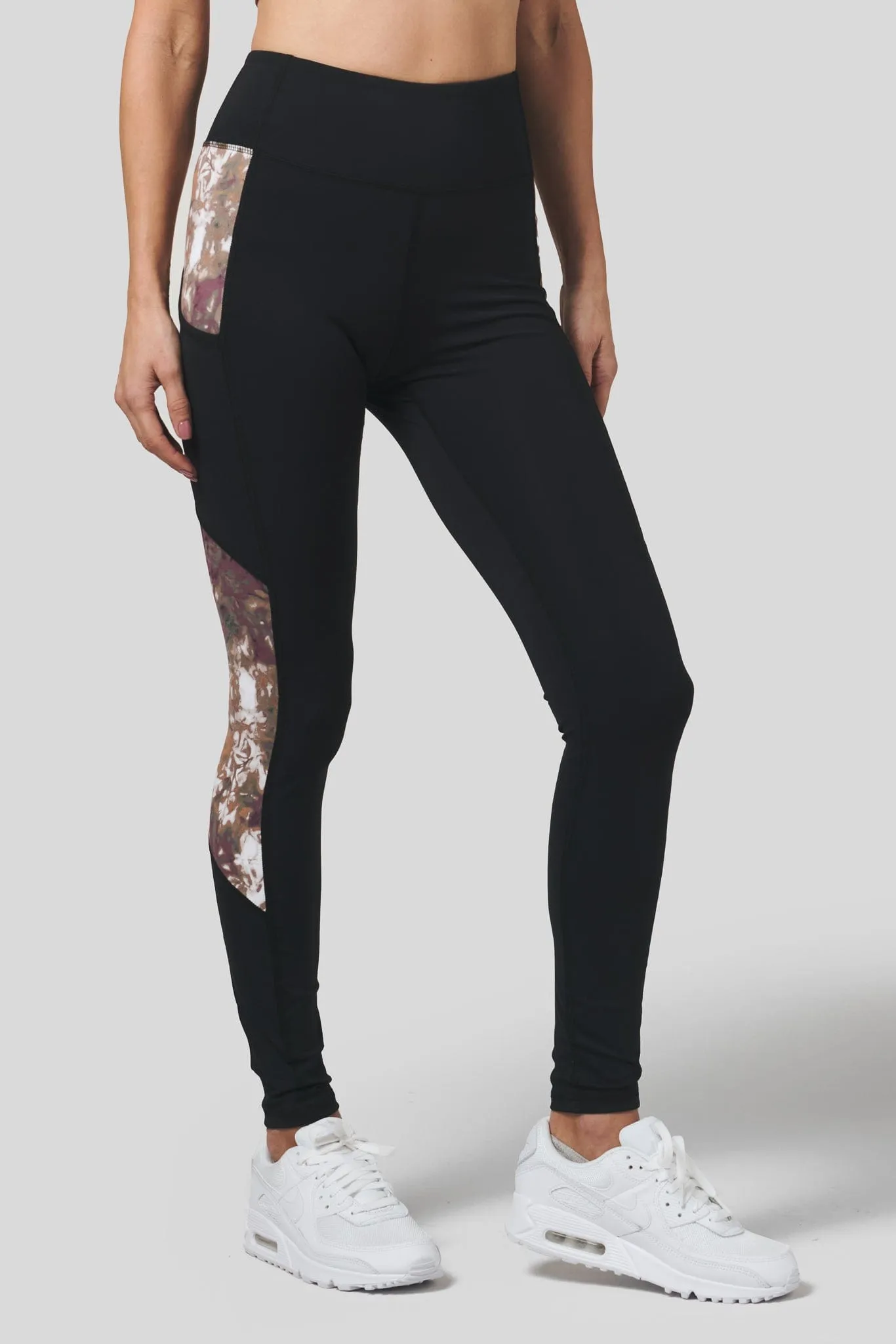 Pocket Legging in Black   Temple