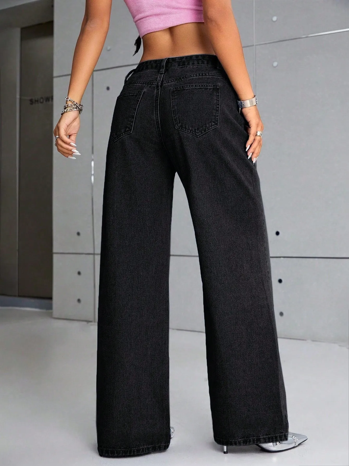 Slant Pocket Wide Leg Jeans