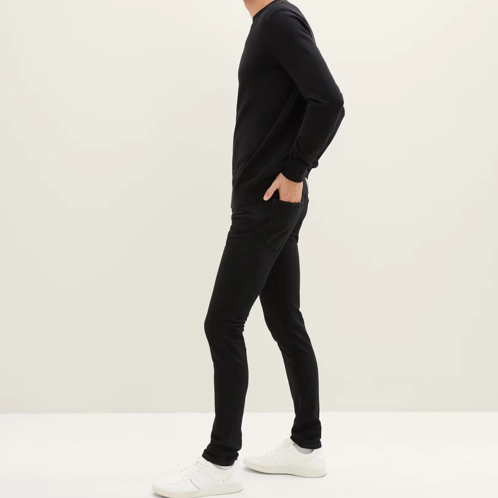 Troy Slim Jeans (Black)